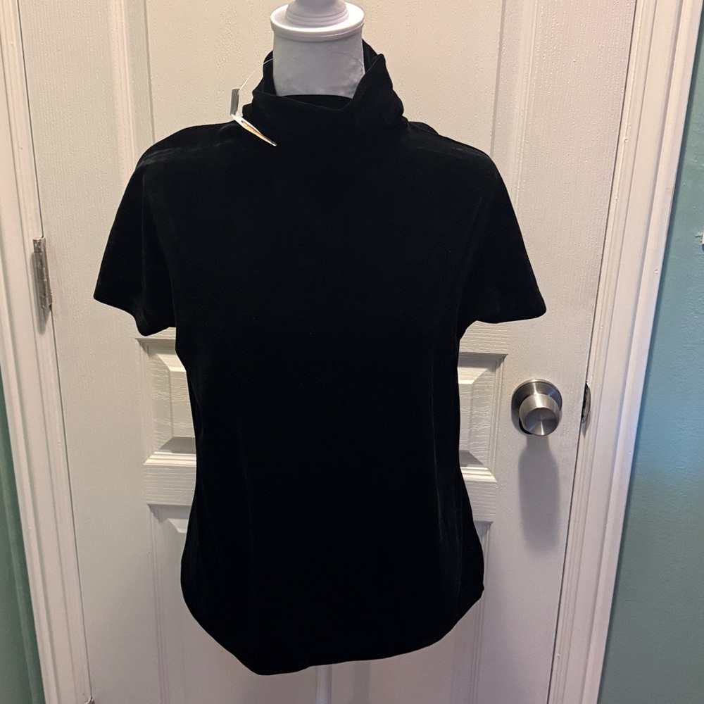Black velvet top